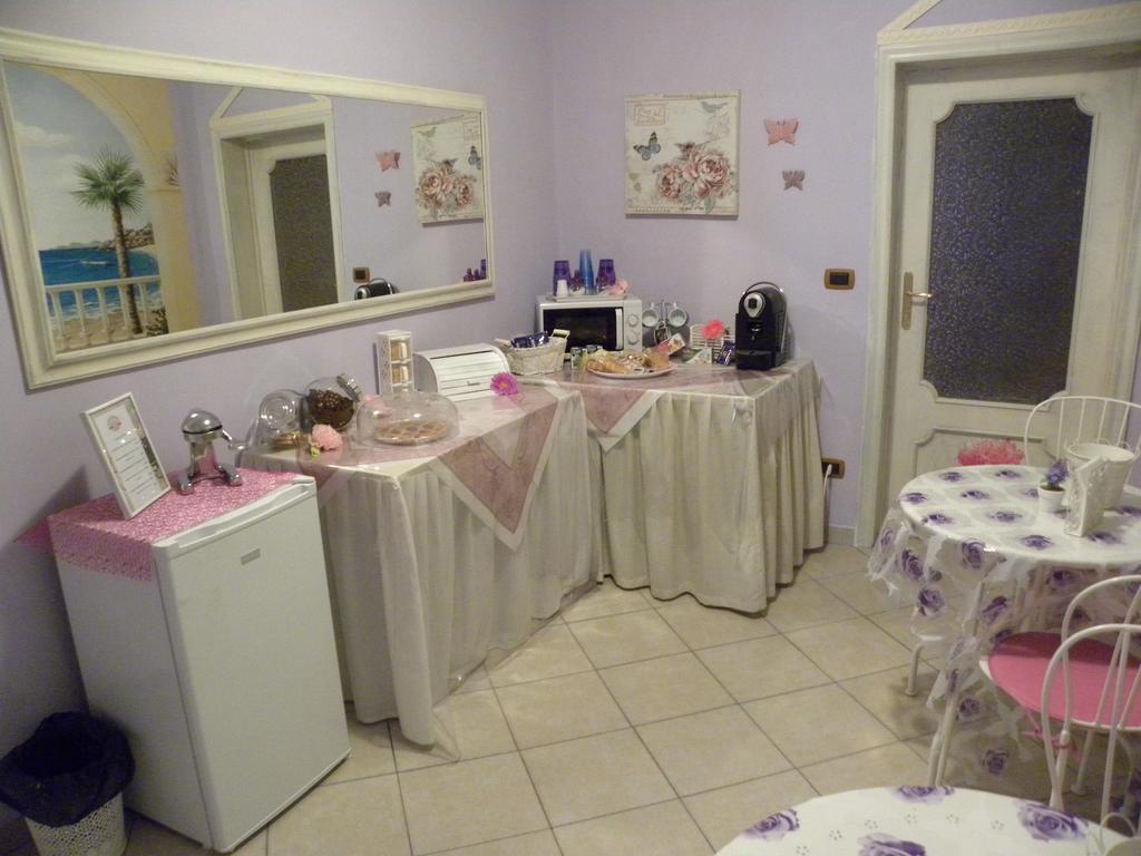B&B La Rosa Taranto Esterno foto